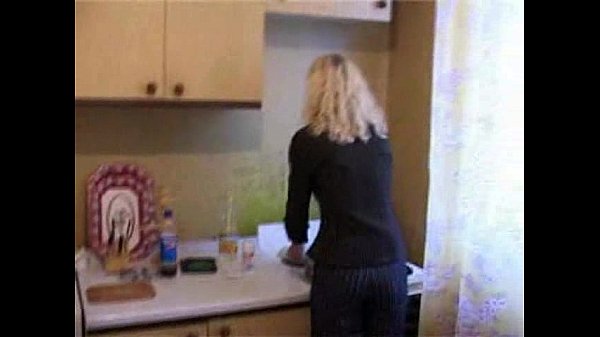 Twee zoons verkrachten moeder op brute wijze