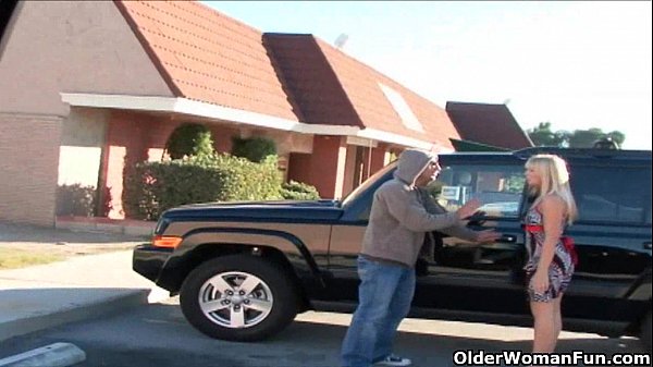 Soccer milf Viki La Vie satisfies her cum hungry pussy and mouth