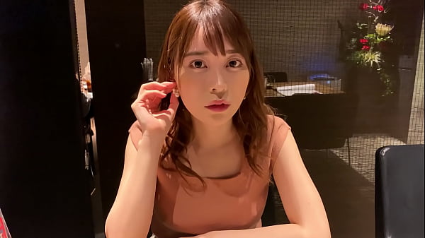 ハメ撮り 大きなFカップのおっぱいがエロ過ぎる美人とハメ撮りセックス。美形な顔で見つめられてフェラチオされると絶頂しそうになる。スタイルが美しい騎乗位がエロい。https://bit.ly/3NLGnYY