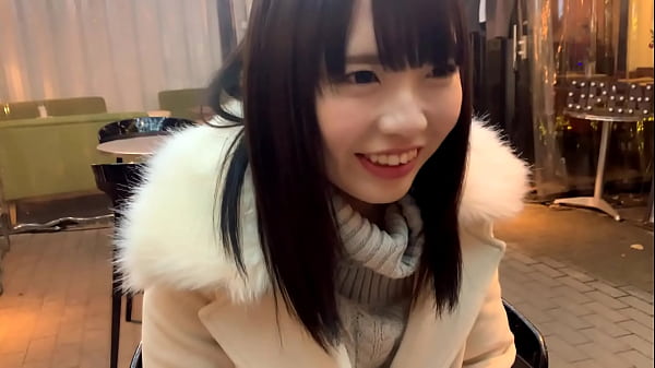 【素人ハメ撮り】バイト先の可愛くて性格のいい後輩とイルミデートからのコスプレハメ撮りセックスしちゃいました！！https://bit.ly/3zfK4R0