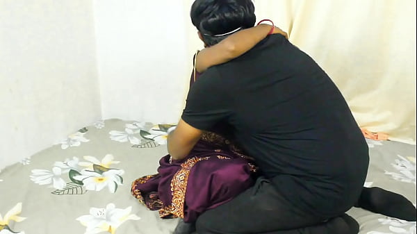 Indian Desi Sexy Bhabhi and Dever Fucking In Room