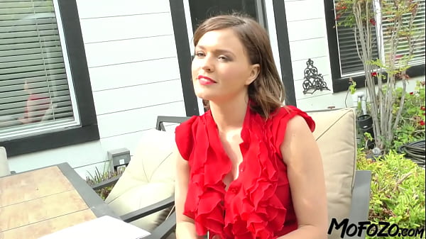 MOFOZO.com – Mature Brunette Enjoys The Doggystyle Position