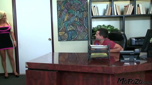 MOFOZO.com – Busty MILF Gets The Cum On Her Mouth!